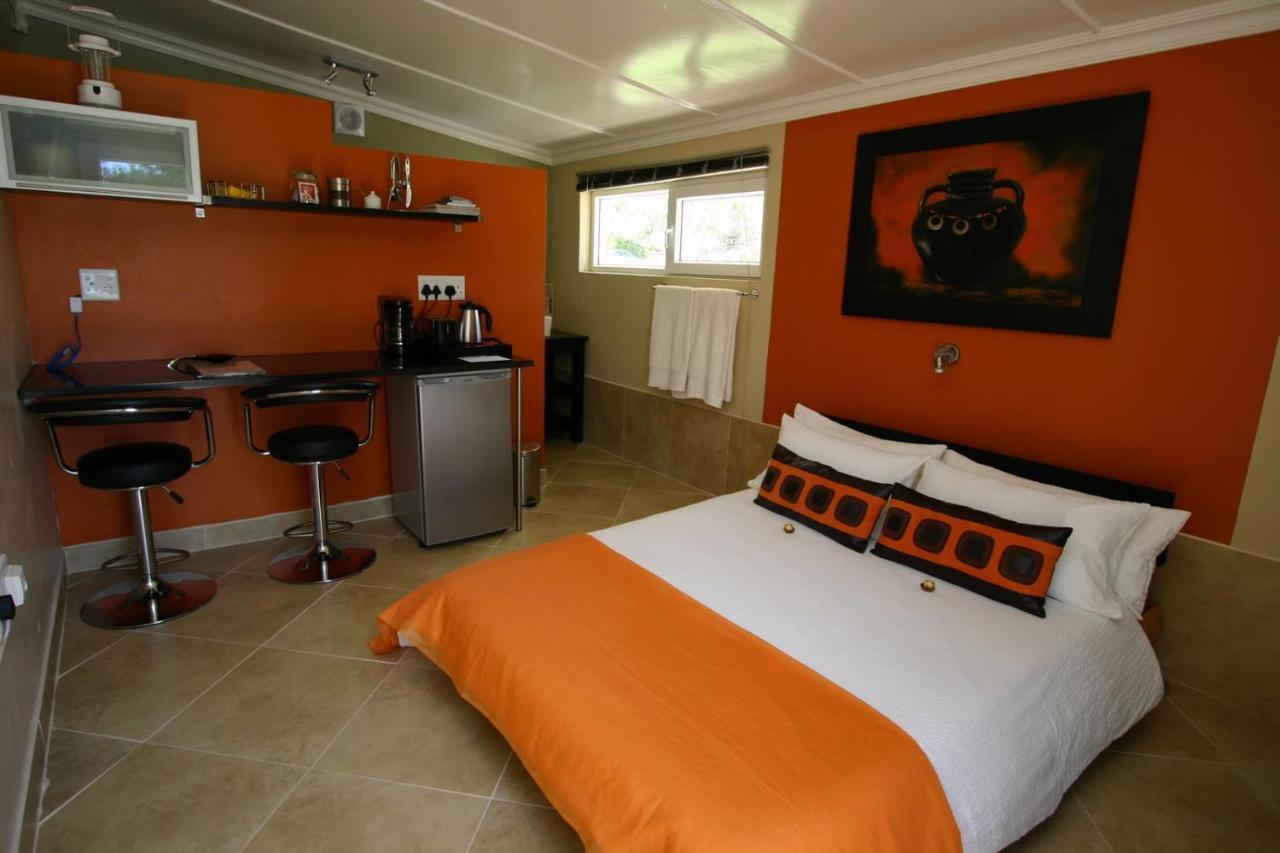 Hotel Haus Holzapfel Beaufort West Esterno foto